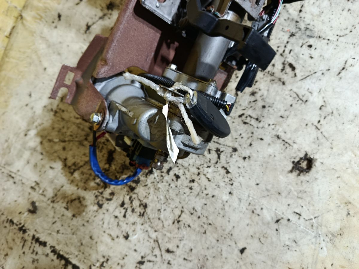 Рулевая колонка на Nissan Tiida Latio SC11 Фото 3