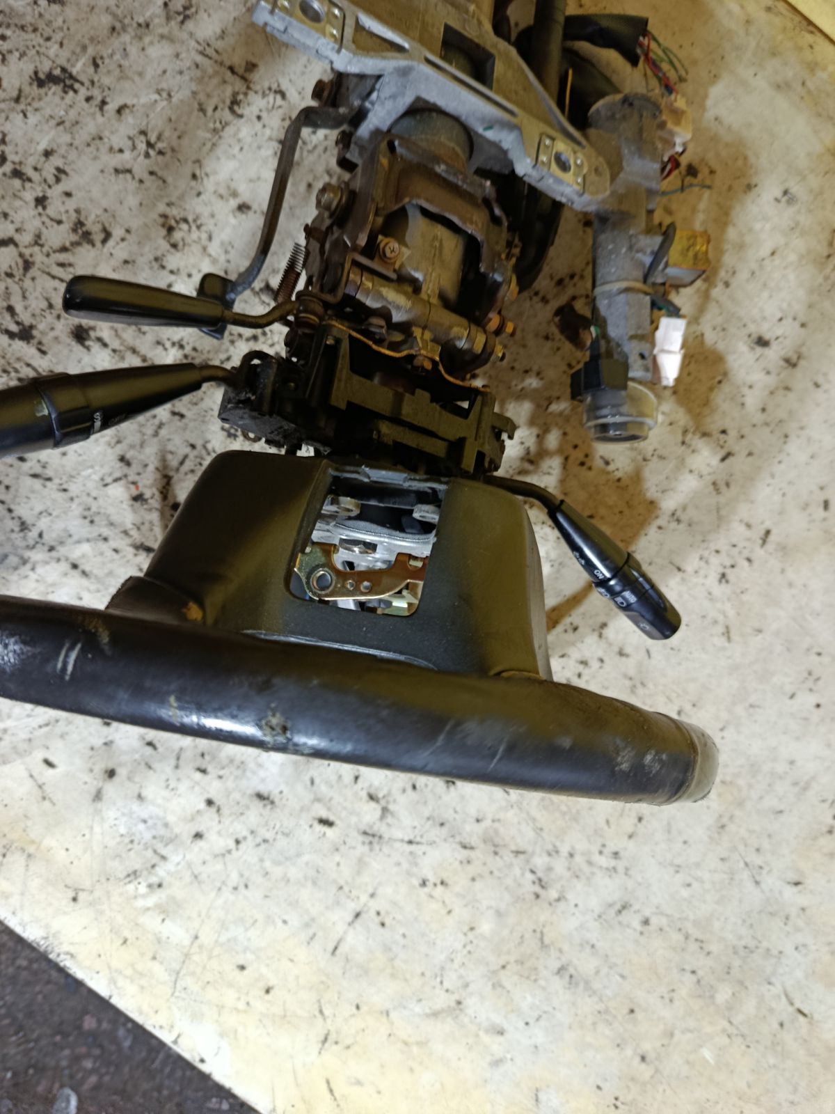 Рулевая колонка на Toyota Mark Ii GX90 Фото 7