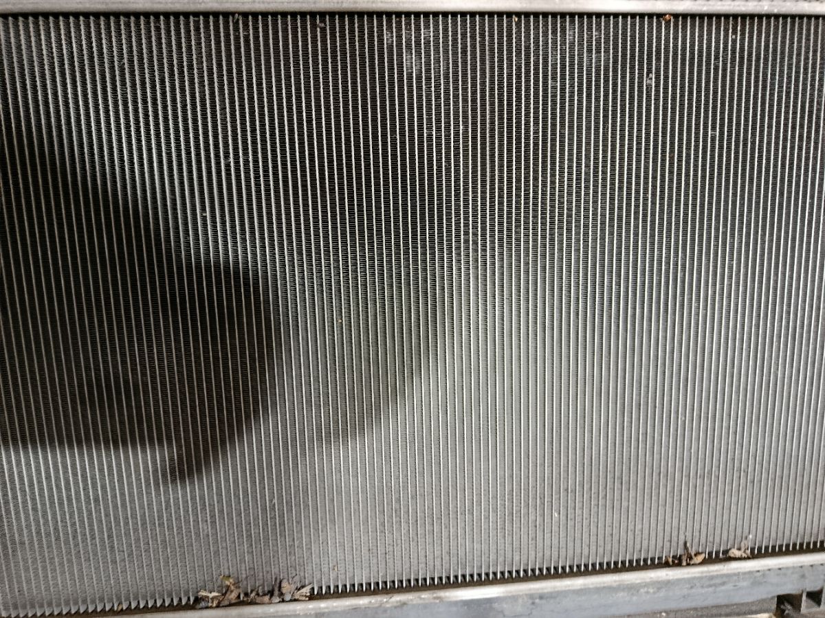 Радиатор ДВС на Toyota Noah ZRR70G 3ZR-FAE Фото 2