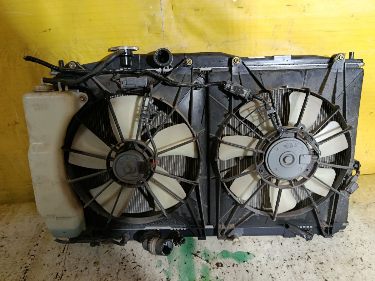 Радиатор ДВС 19010-RFE-901, FX-036-8338, FX-036-8338A, TD-036-8338, TD-036-8338A на Honda Odyssey RB1 K24A Фото 3