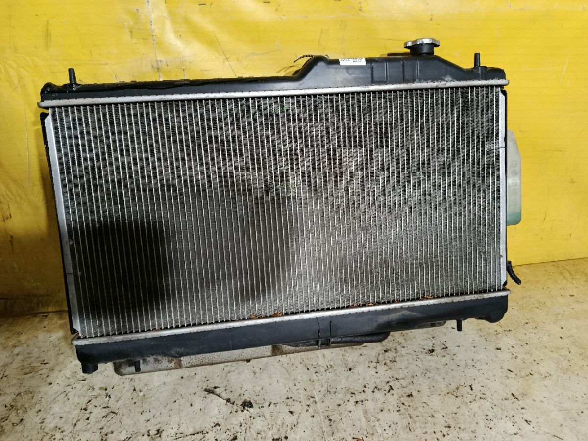 Радиатор ДВС на Subaru Legacy Wagon BP5 EJ20 Фото 1