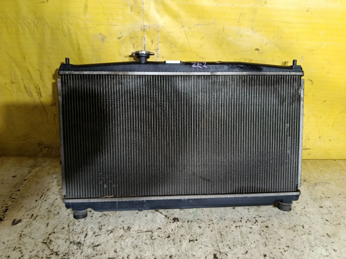 Радиатор ДВС на Honda Insight ZE2 LDA Фото 1