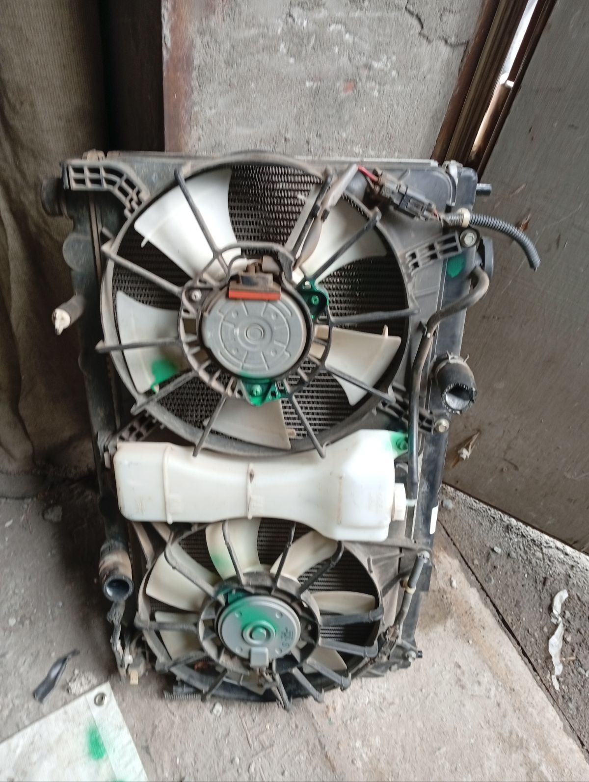 Радиатор ДВС 19010-RB0-901, FX-036-1176, FX-036-1176A, TD-036-1176, TD-036-1176A на Honda Fit GE6 L13A Фото 5