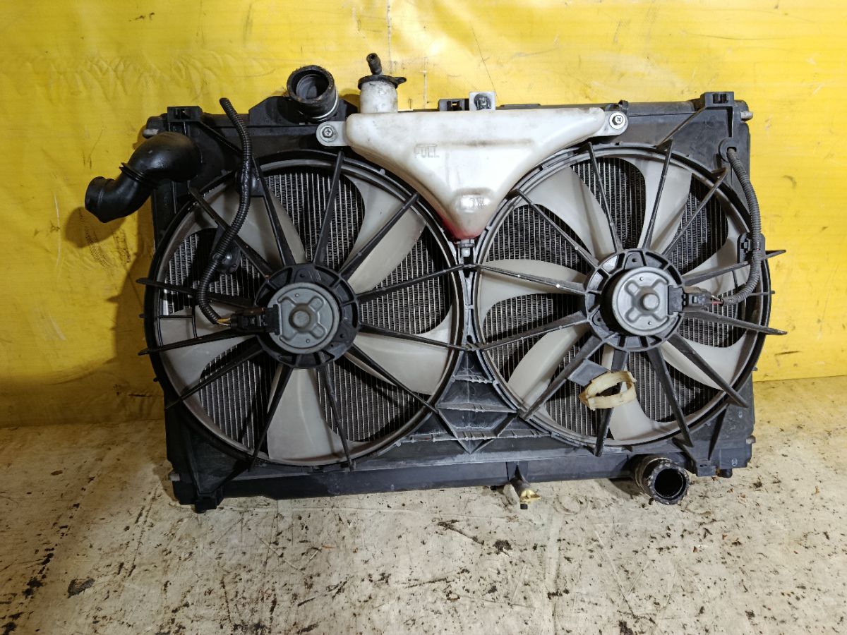 Радиатор ДВС 01153178, 0ATY5594, 10-26851-SX, 105414, 146856T, 16400-31370, 16400-31390, 210225N, 2782, 284733K, 284733R, 284733T, 284733U, 2946856K, 314412, 32718504, 376282, 53002495, 53039, 60532495, 646817, 646856, 701564, 802208-1, 802208-2, 812495R, ADT398166, ARD2269, CU2782, DA1110, DAP111000, DCM3323, DRM51008, FP 81 A267-X, FX-036-6267, FX-036-6267A, KTO2495, MK-1545, PL011788, PRD2269, STR0446, STTY0005120, TD-036-6267, TD-036-6267A, TD-036-7445, TO-0115-16, TO2495, TOY05-120, TY0005-120, TY1702R, VCS4733, WG1721983 на Toyota Mark X GRX130 4GR-FSE Фото 3