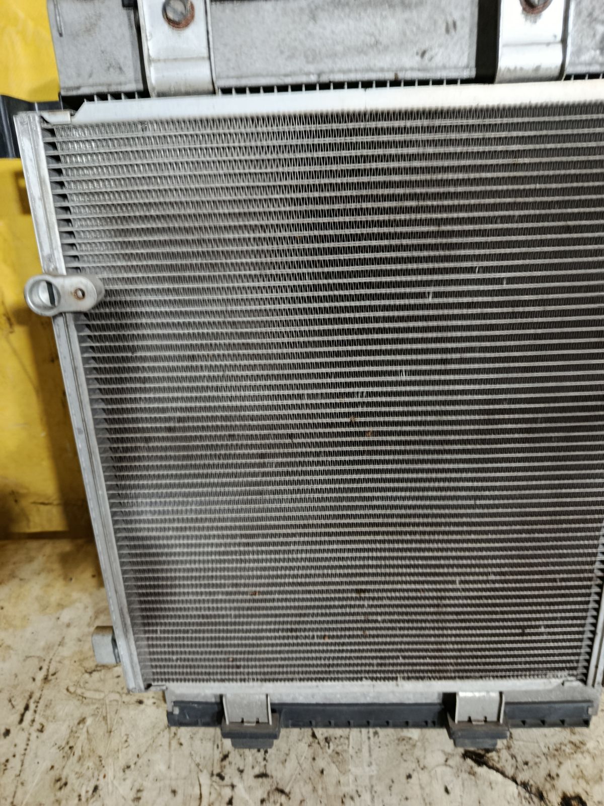 Радиатор ДВС на Daihatsu Tanto L385S Фото 2