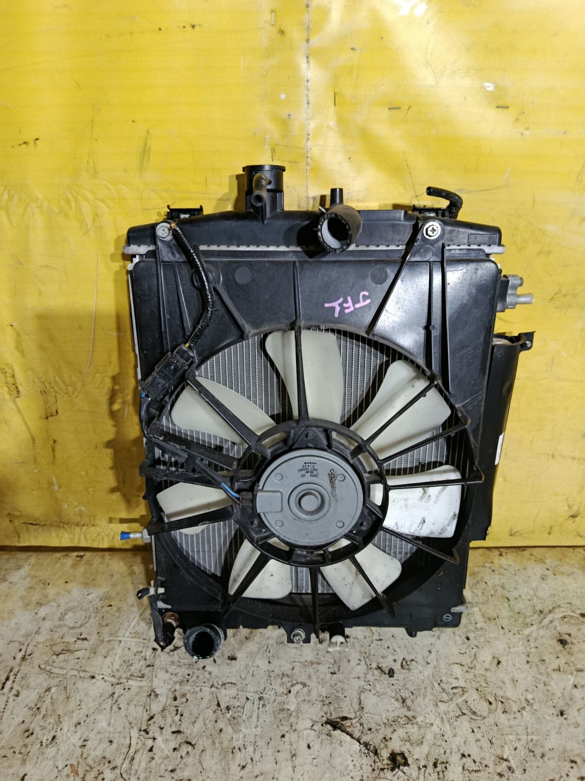 Радиатор ДВС на Honda N-Box JF1 S07A Фото 3