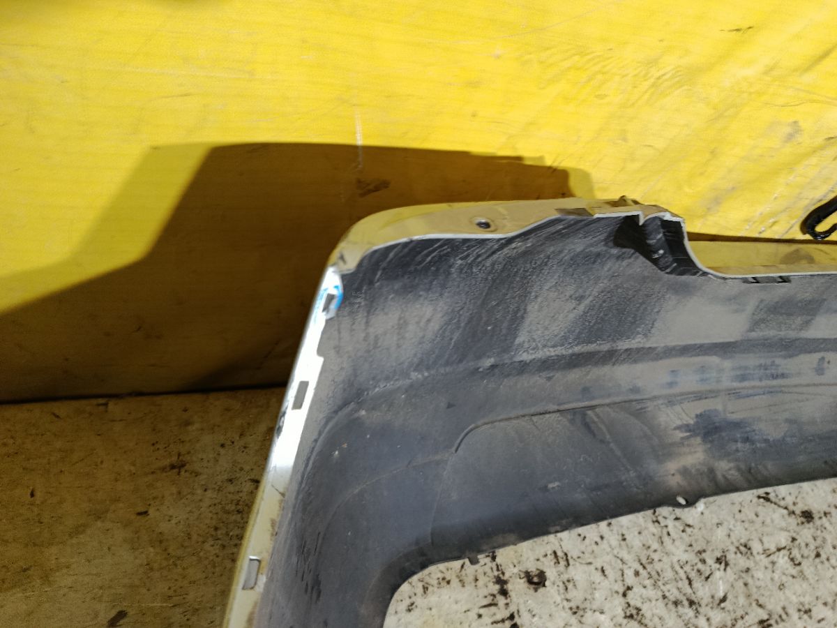 Бампер 85022-ED440 на Nissan Tiida Latio SC11 Фото 12