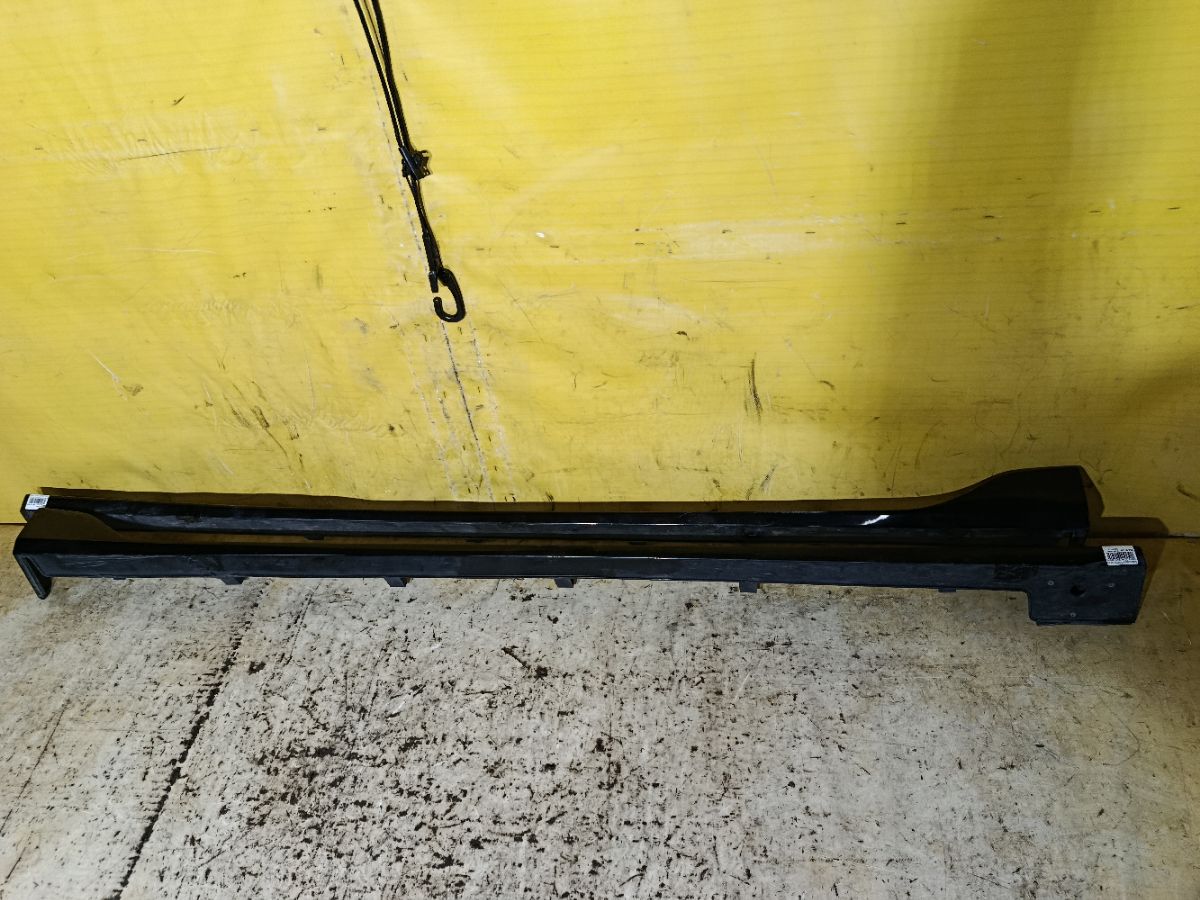 Порог кузова пластиковый ( обвес ) на Mazda Demio DJ5FS Фото 1