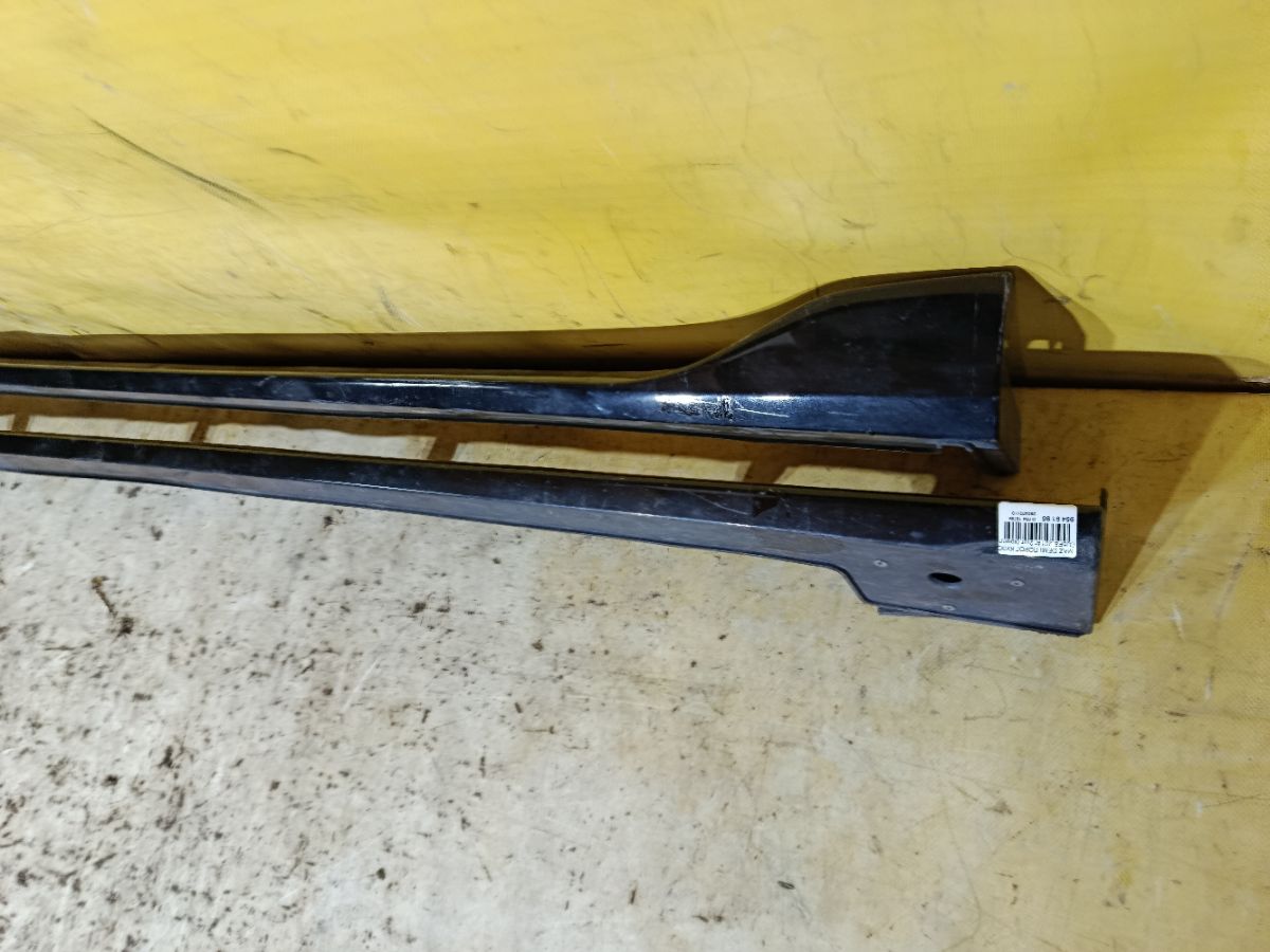 Порог кузова пластиковый ( обвес ) на Mazda Demio DJ5FS Фото 2