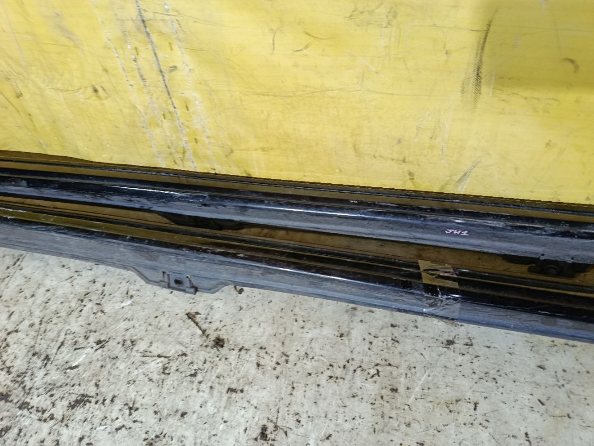 Порог кузова пластиковый ( обвес ) на Honda N-Wgn JH1 Фото 3