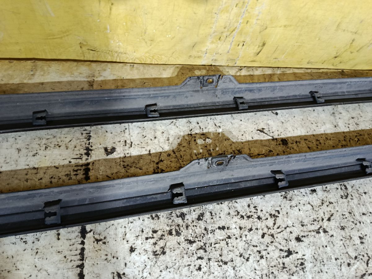 Порог кузова пластиковый ( обвес ) на Honda N-Wgn JH1 Фото 7