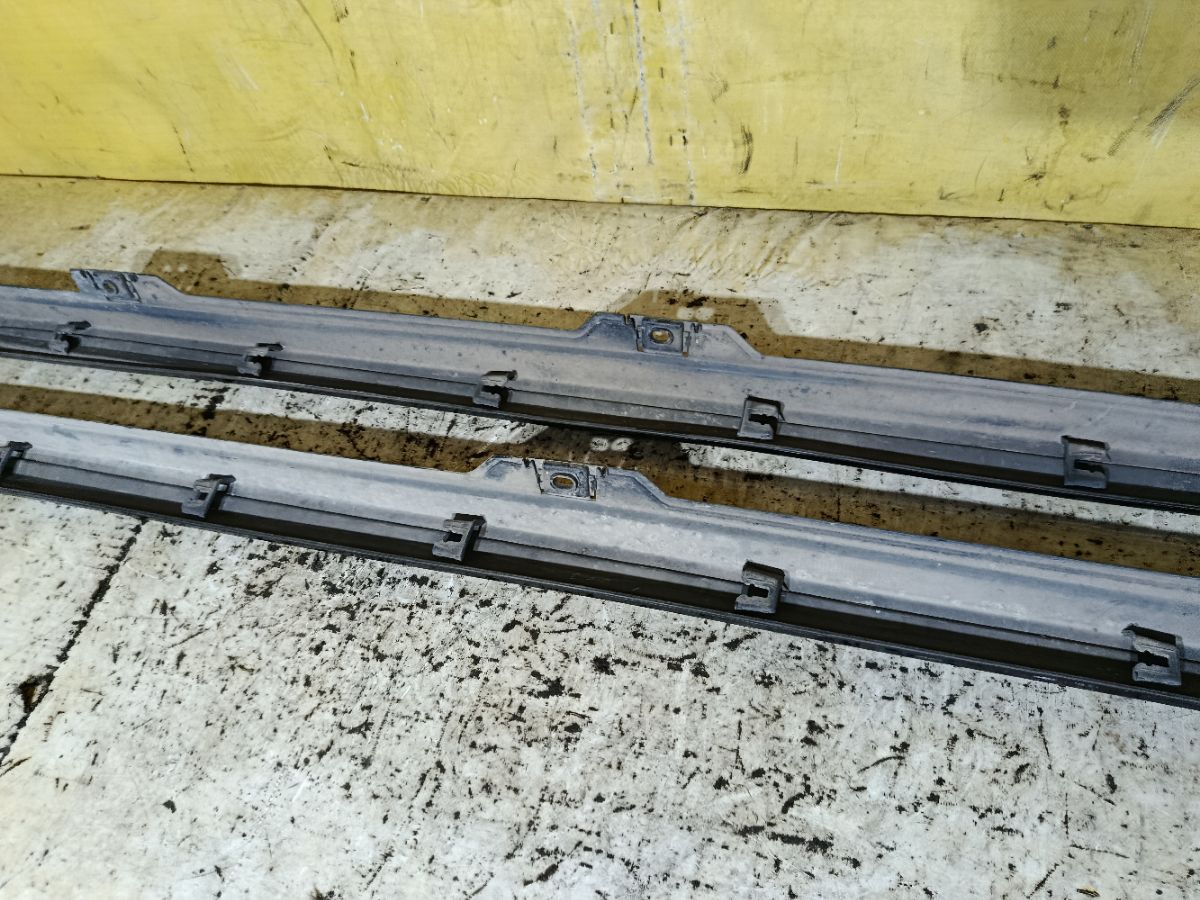 Порог кузова пластиковый ( обвес ) на Honda N-Wgn JH1 Фото 6