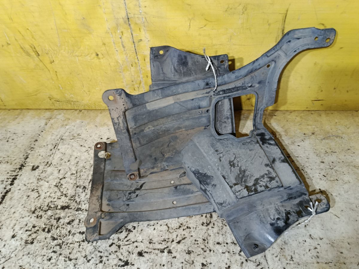 Защита двигателя на Honda Freed GB3 L15A Фото 1