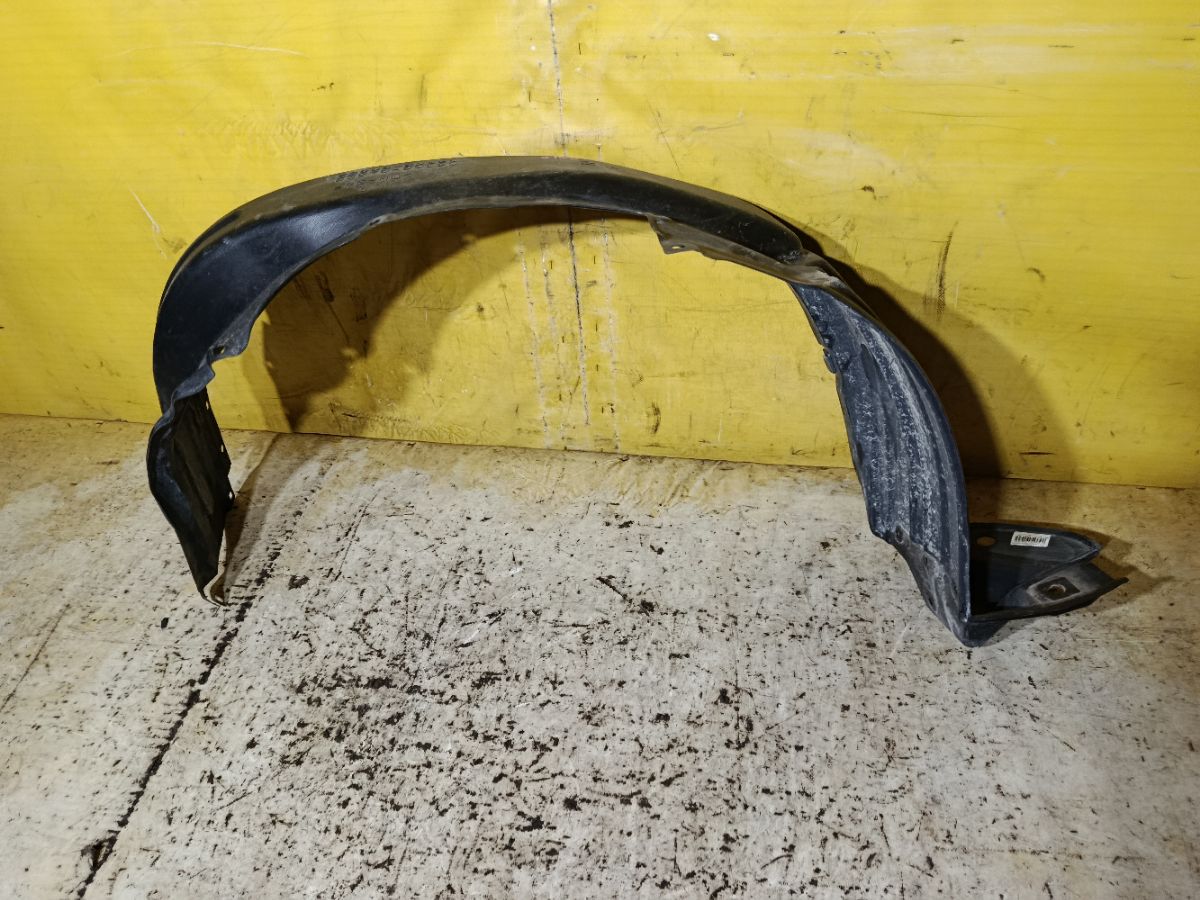 Подкрылок 53876-60190 на Toyota Land Cruiser Prado TRJ150W Фото 1