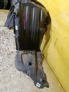 Подкрылок 53845-V1020 на Toyota Voxy MZRA90W Фото 2