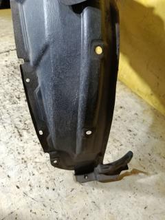 Подкрылок 53876-47040 на Toyota Prius Alpha ZVW41W 2ZR-FXE Фото 3