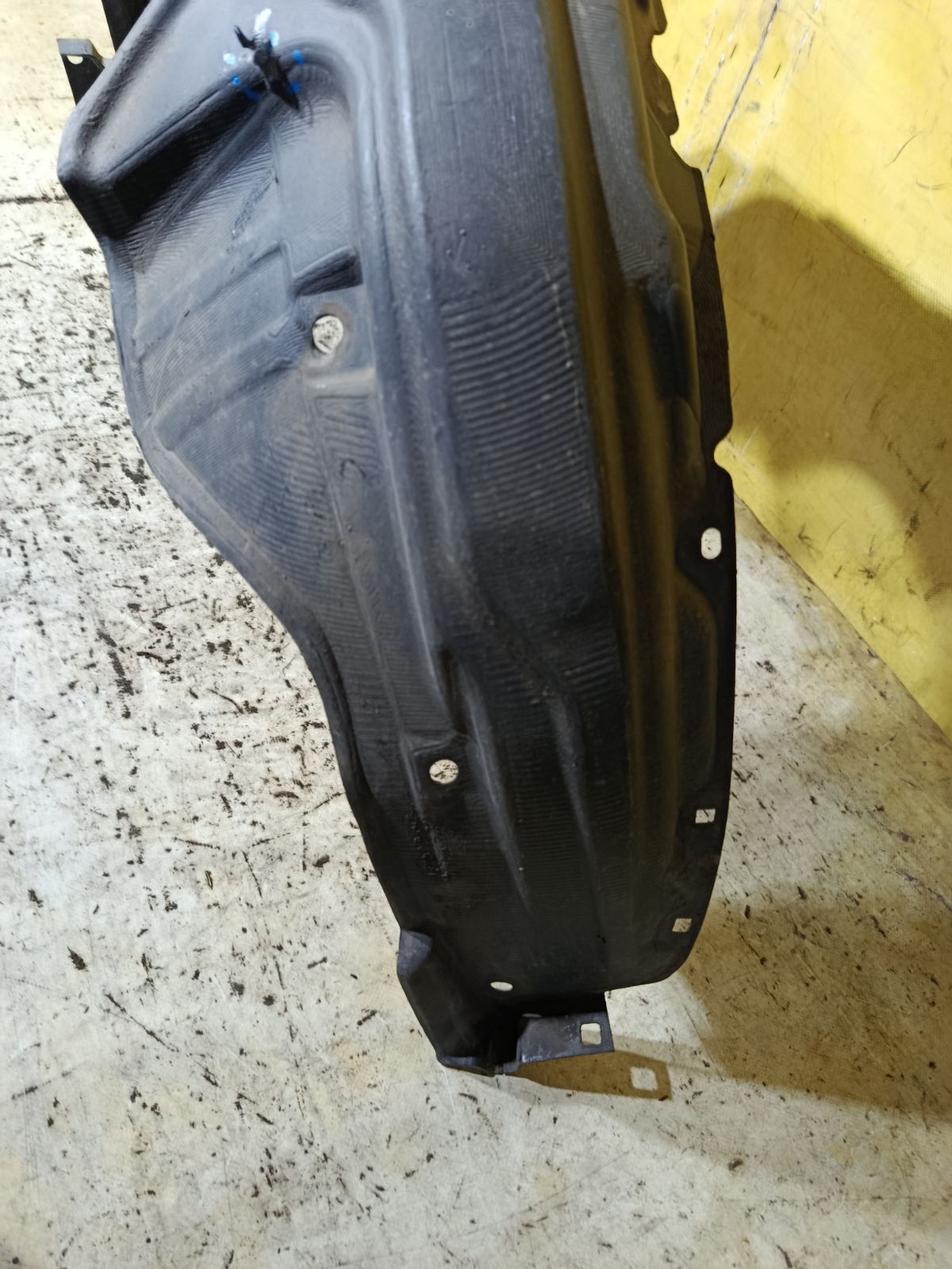 Подкрылок на Toyota Bb QNC21 3SZ-VE Фото 2