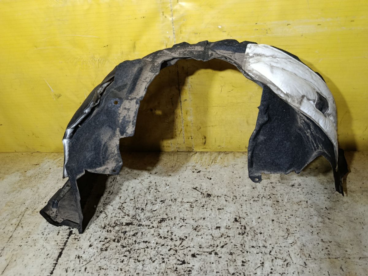 Подкрылок 53875-30320 на Toyota Crown AZSH35 Фото 1