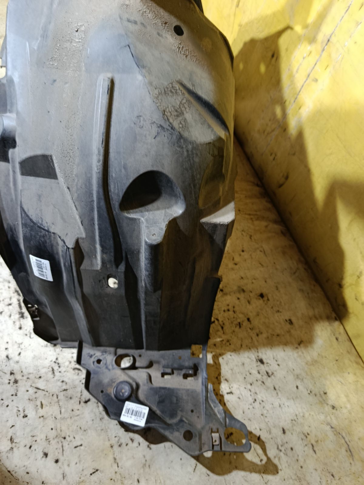 Подкрылок на Honda Fit Hybrid GP1 LDA Фото 2