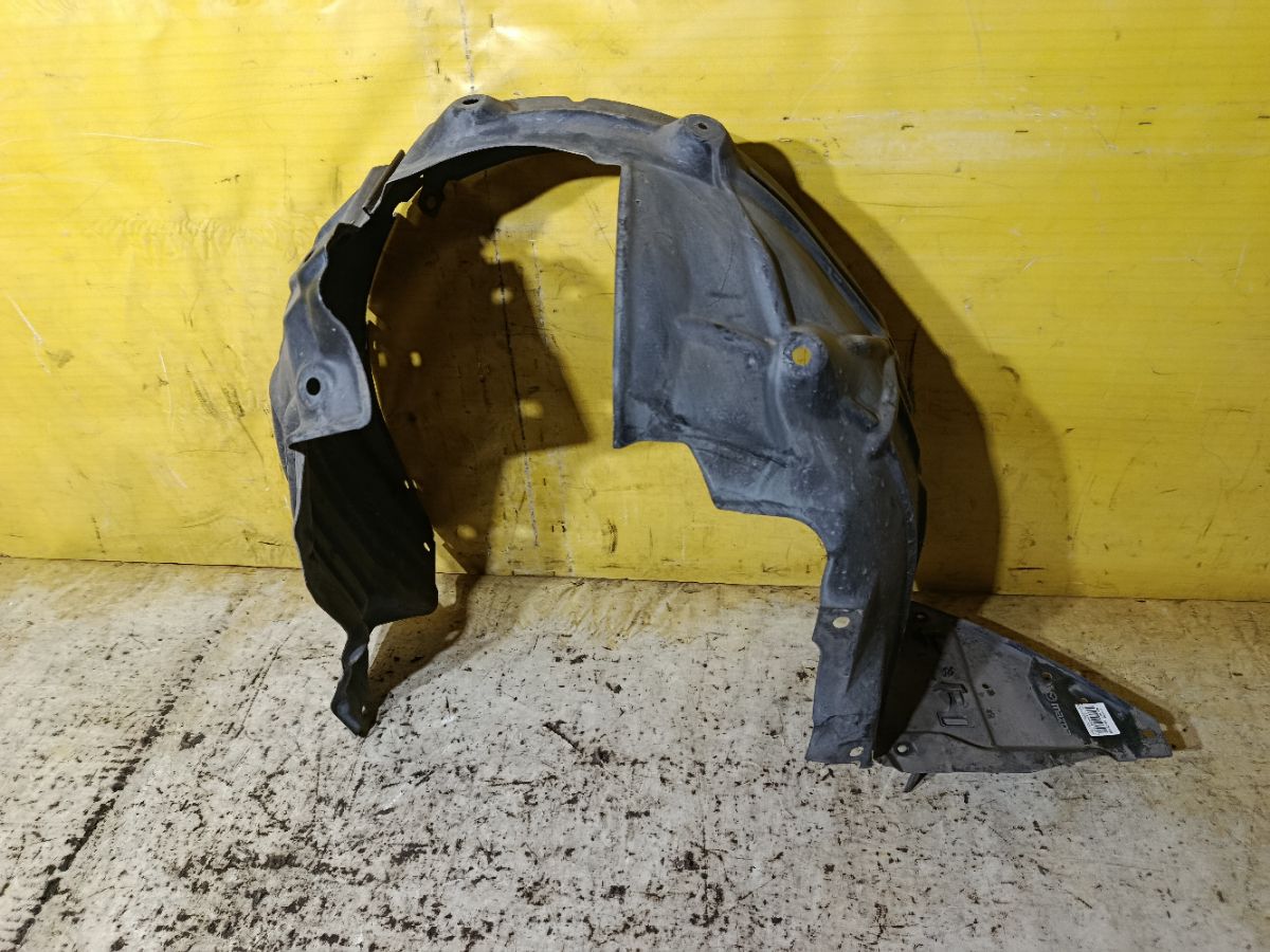 Подкрылок на Mazda Demio DJ5FS S5-DPTR Фото 1