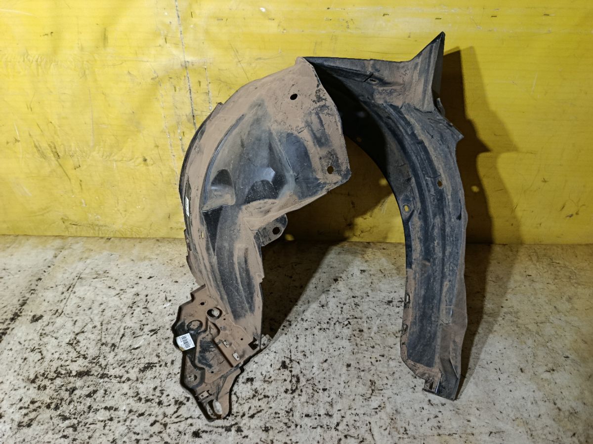Подкрылок на Honda Fit GE6 L13A Фото 1