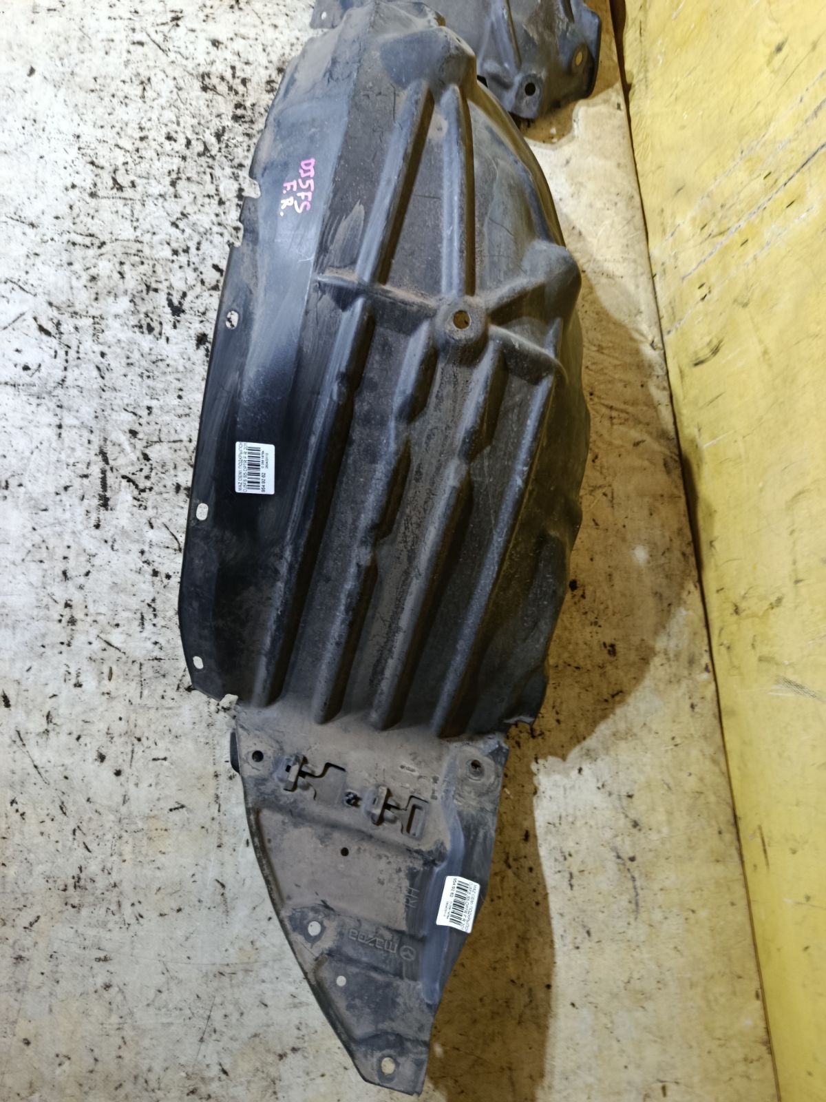 Подкрылок на Mazda Demio DJ5FS S5-DPTR Фото 2