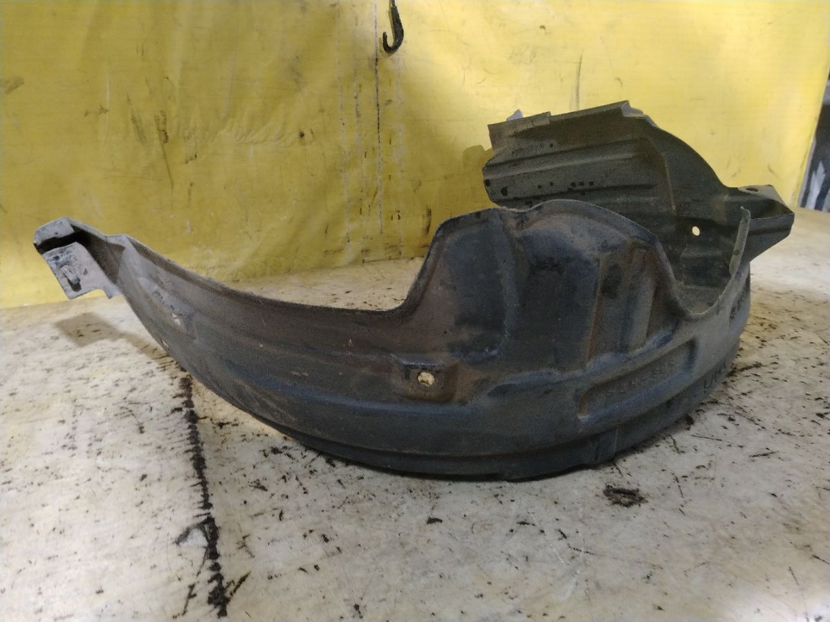 Подкрылок на Toyota Funcargo NCP20 2NZ-FE Фото 2