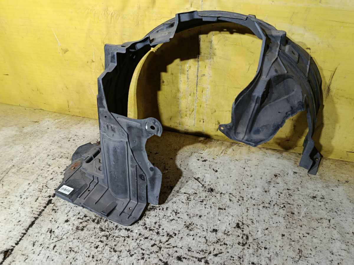 Подкрылок 63842-CT00A на Nissan March AK12 CR12DE Фото 4
