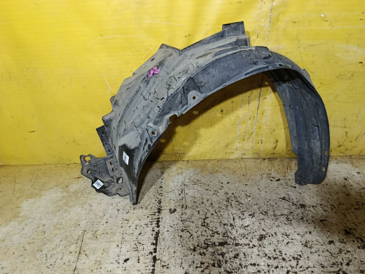 Подкрылок 74151-TF0-00/J0 на Honda Fit GE6 L13A Фото 1