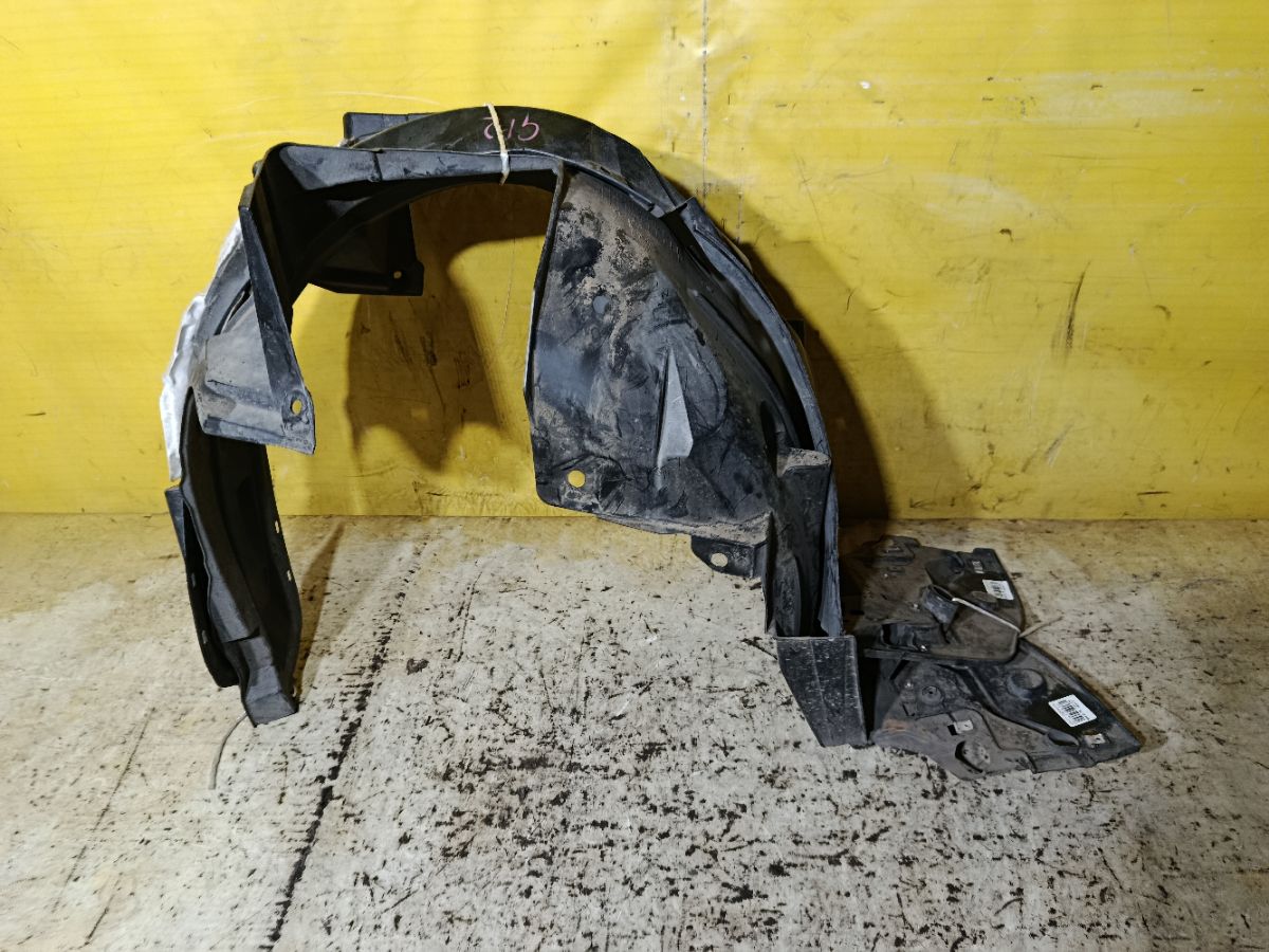 Подкрылок на Honda Fit Shuttle Hybrid GP2 LDA Фото 1