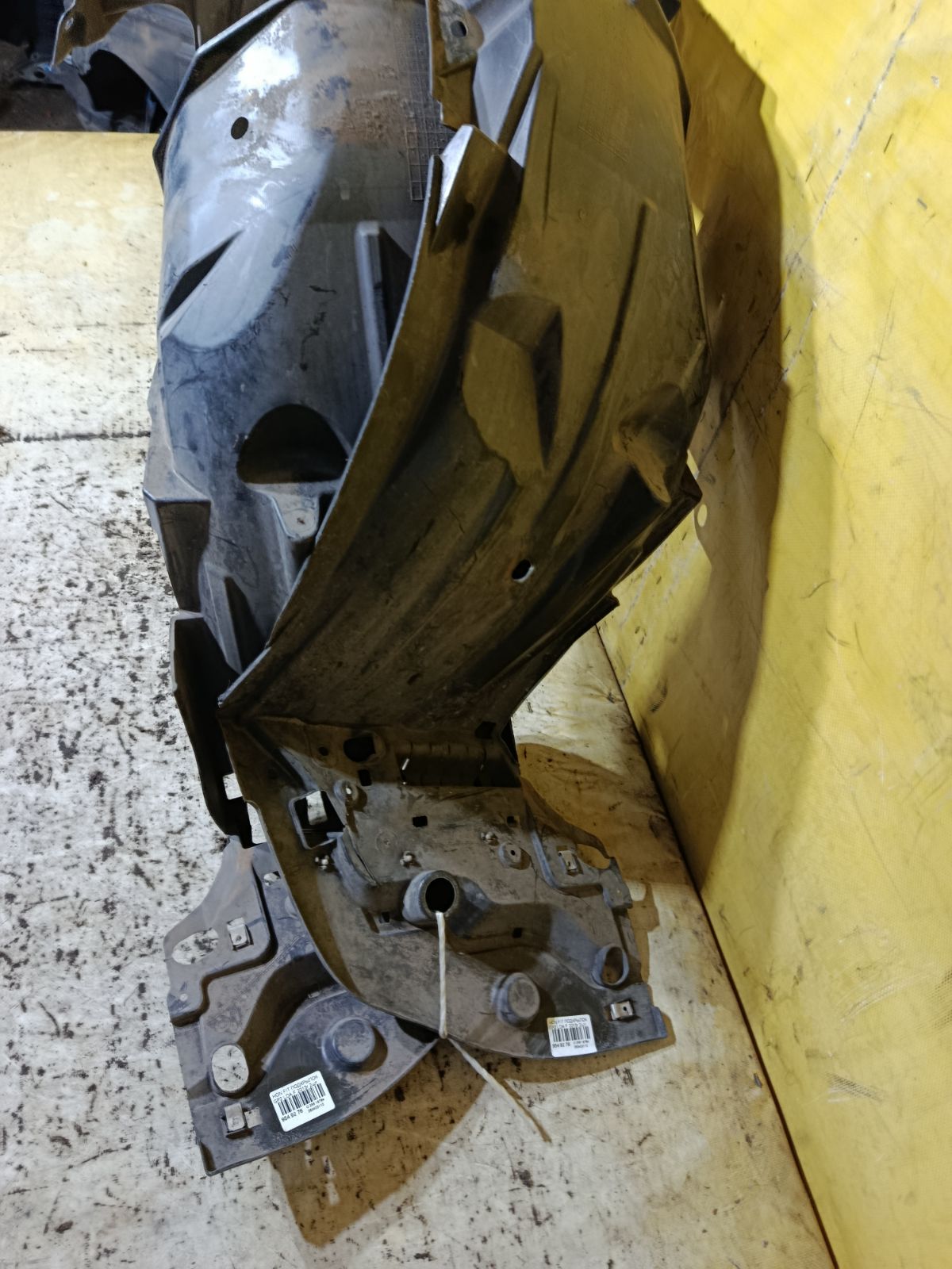 Подкрылок на Honda Fit Shuttle Hybrid GP2 LDA Фото 2