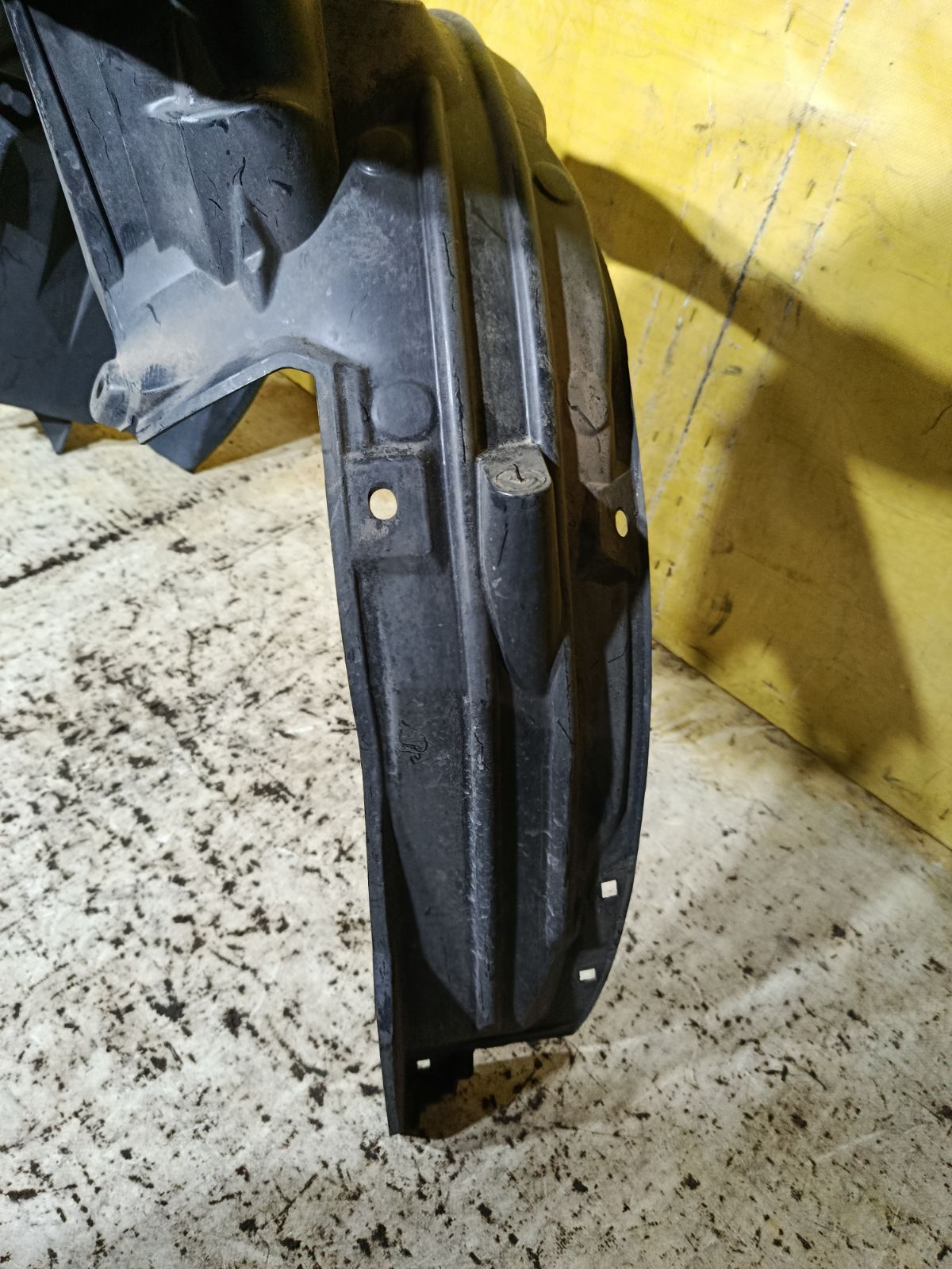 Подкрылок 74100-T5A-00 на Honda Fit GK3 L13B Фото 3