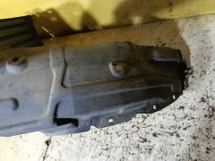 Подкрылок 53876-28190 на Toyota Noah AZR60G 1AZ-FSE Фото 3