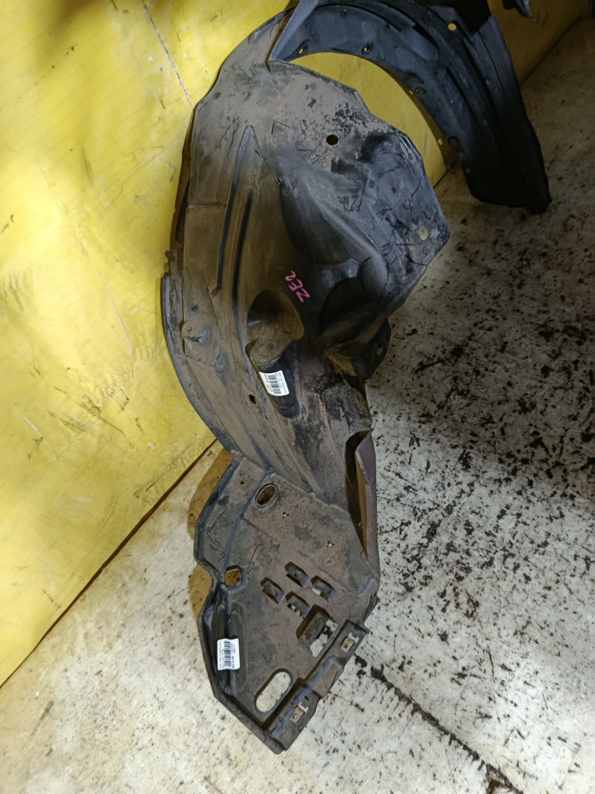 Подкрылок на Honda Insight ZE2 LDA Фото 2