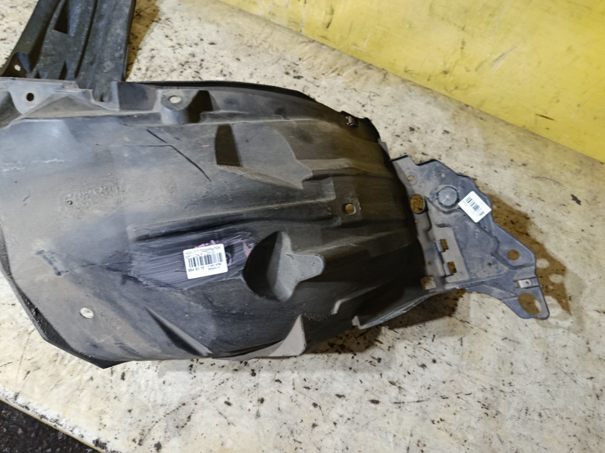 Подкрылок на Honda Fit Hybrid GP1 LDA Фото 2