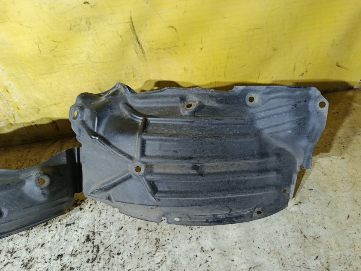 Подкрылок на Mazda Demio DJ5FS S5-DPTR Фото 3