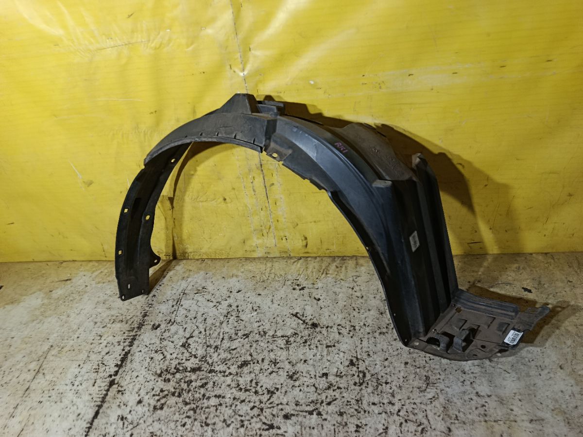 Подкрылок на Honda Stepwgn RK1 R20A Фото 1