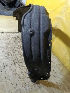 Подкрылок 53845-V1020 на Toyota Voxy MZRA90W Фото 3