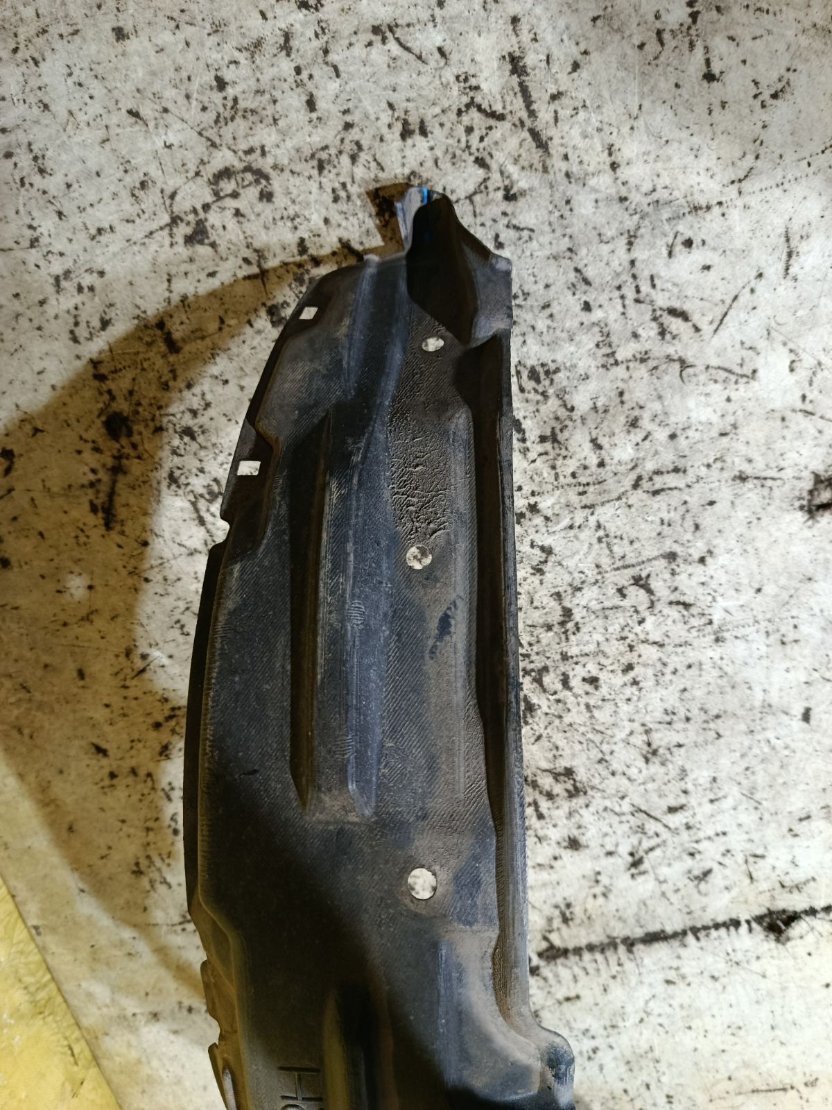 Подкрылок 53875-B2290 на Daihatsu Move LA100S KF-VE Фото 3