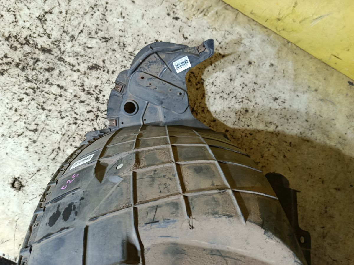 Подкрылок 63841-CY00A на Nissan Serena C25 MR20DE Фото 2