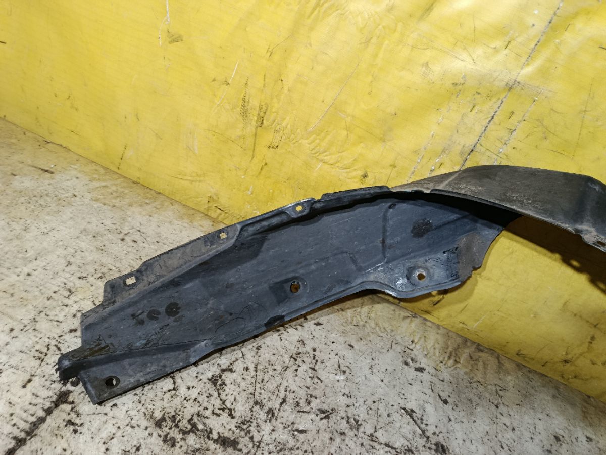Подкрылок 53875-28201 на Toyota Noah ZRR70G 3ZR-FAE Фото 3