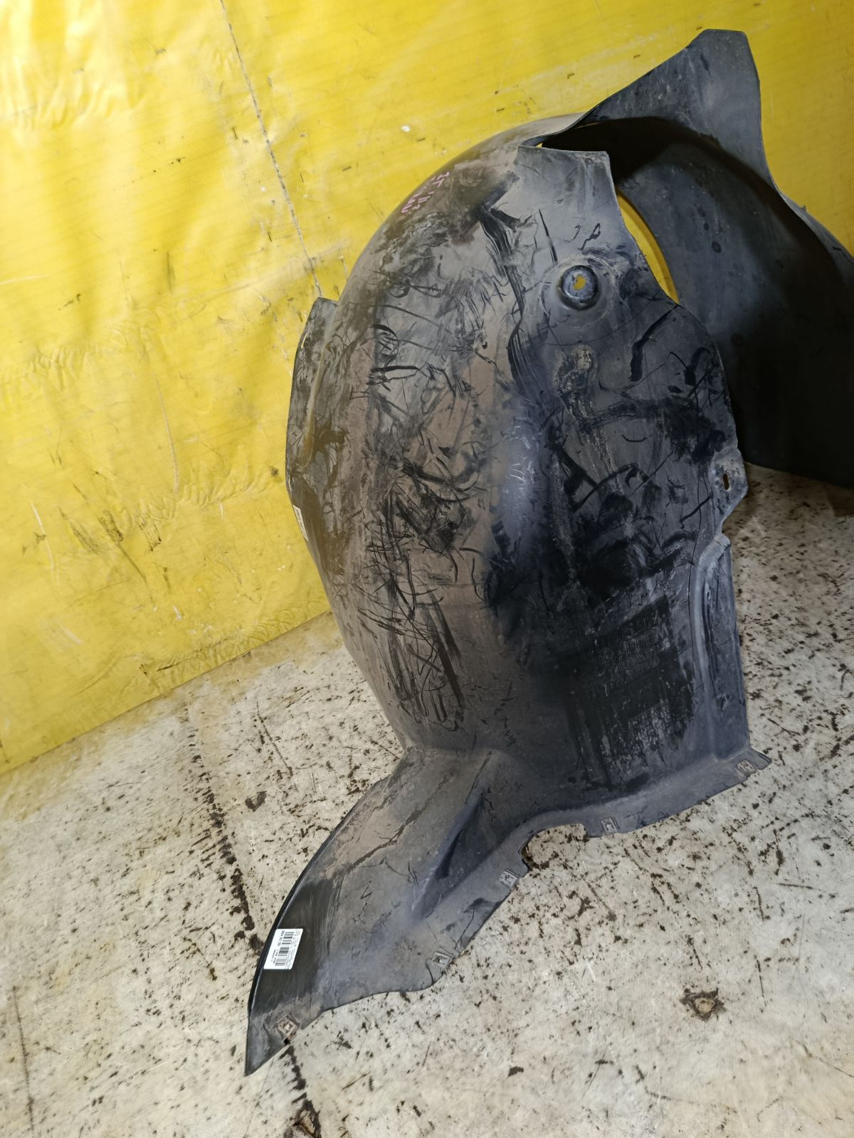 Подкрылок 1T0805974E на Volkswagen Touran 1T Фото 3