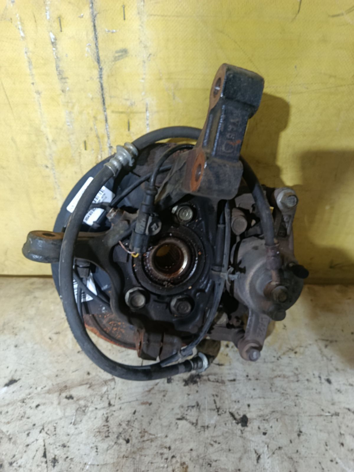 Ступица на Nissan Tiida Latio SC11 HR15DE Фото 1