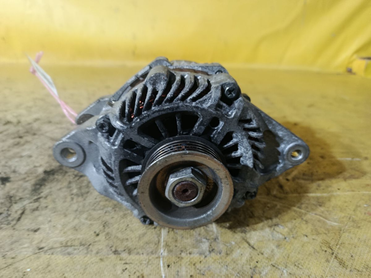 Генератор 1800A071, MN183798 на Mitsubishi Colt Z22A 4A90 Фото 2