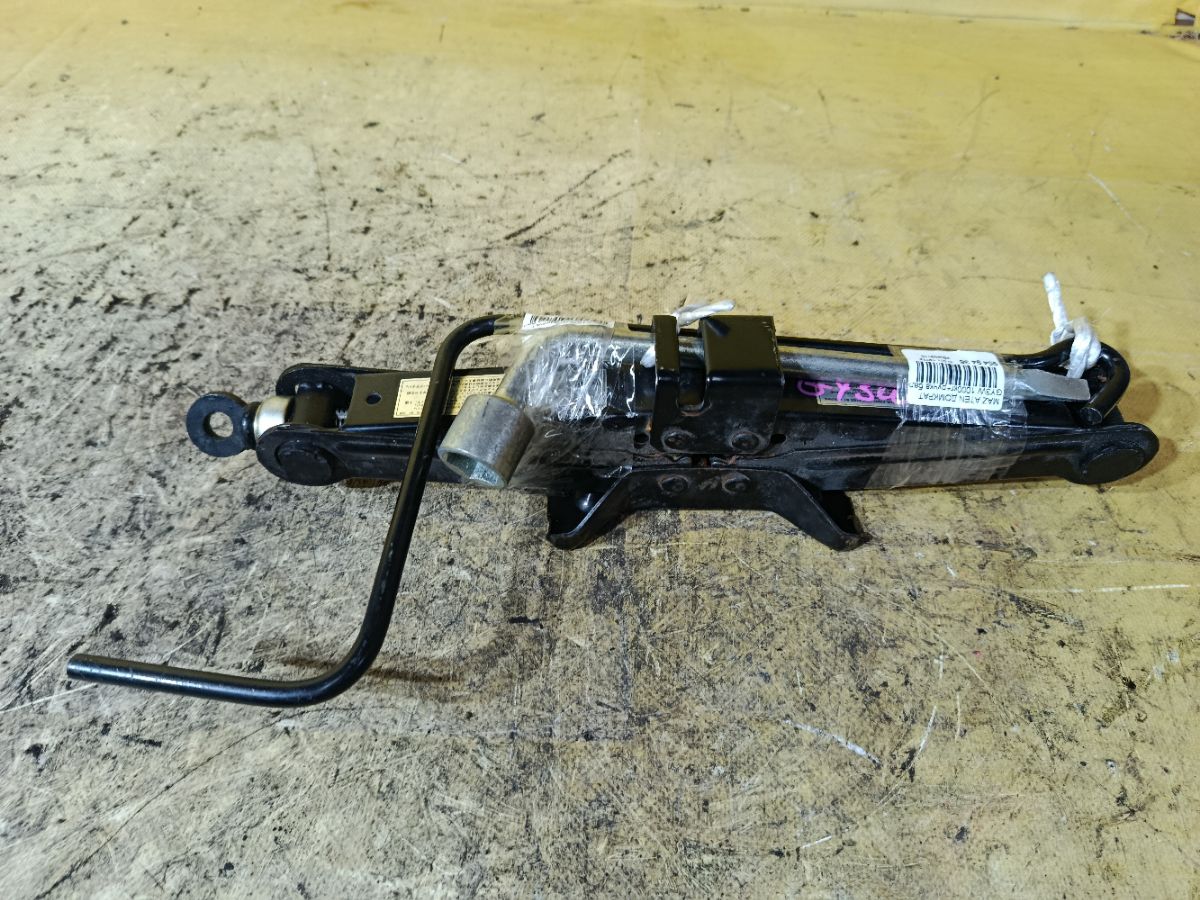 Домкрат на Mazda Atenza GY3W Фото 1