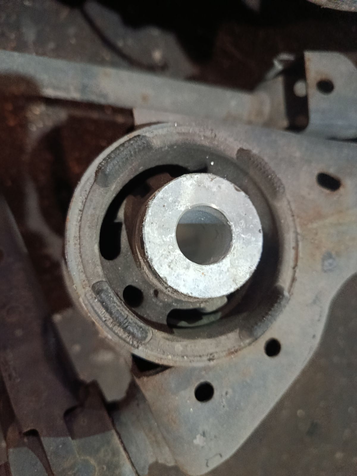 Балка подвески на Subaru Legacy BM9 EJ255 Фото 5