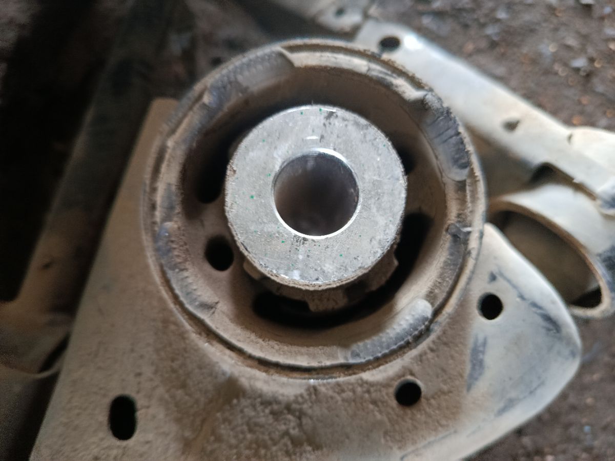 Балка подвески на Subaru Legacy BM9 EJ255 Фото 7