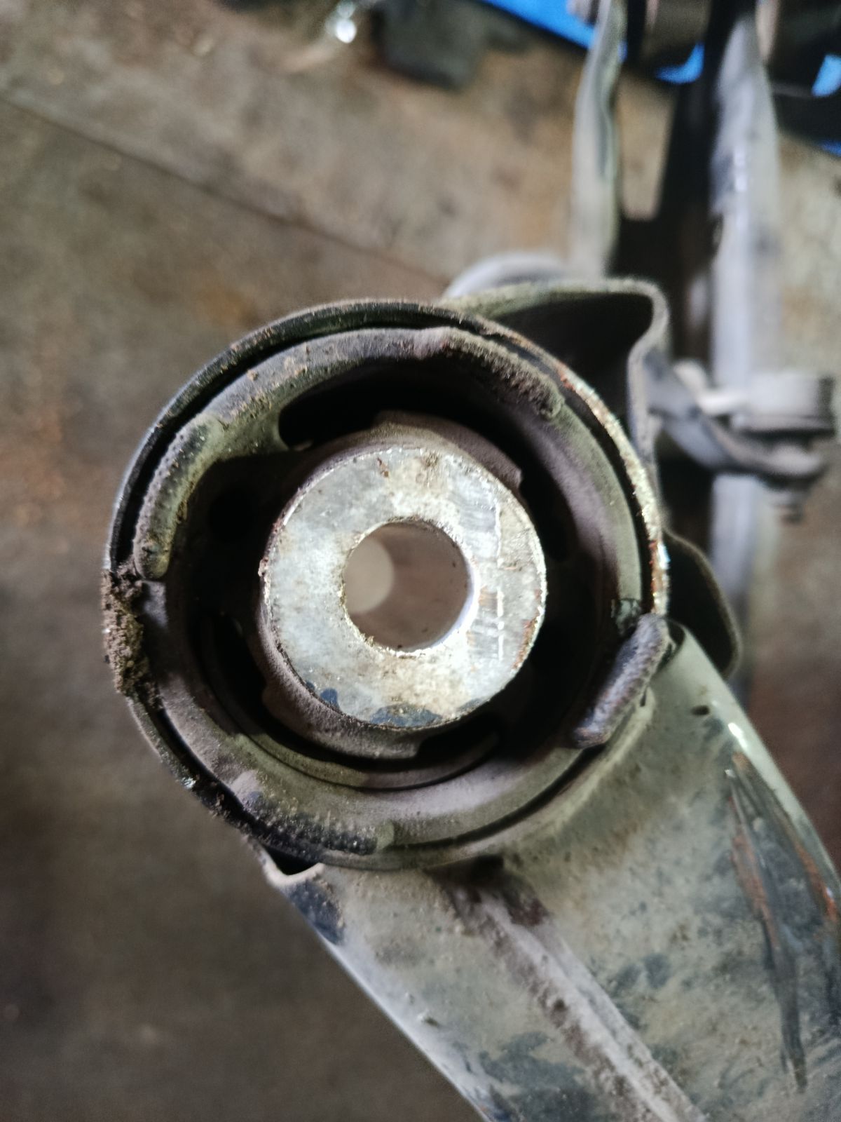 Балка подвески на Subaru Legacy BM9 EJ255 Фото 5