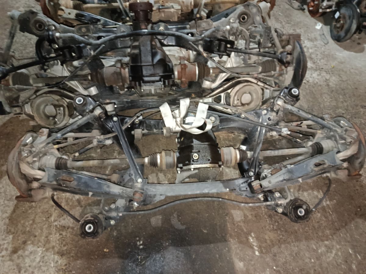 Балка подвески на Toyota Mark X GRX130 4GR-FSE Фото 7