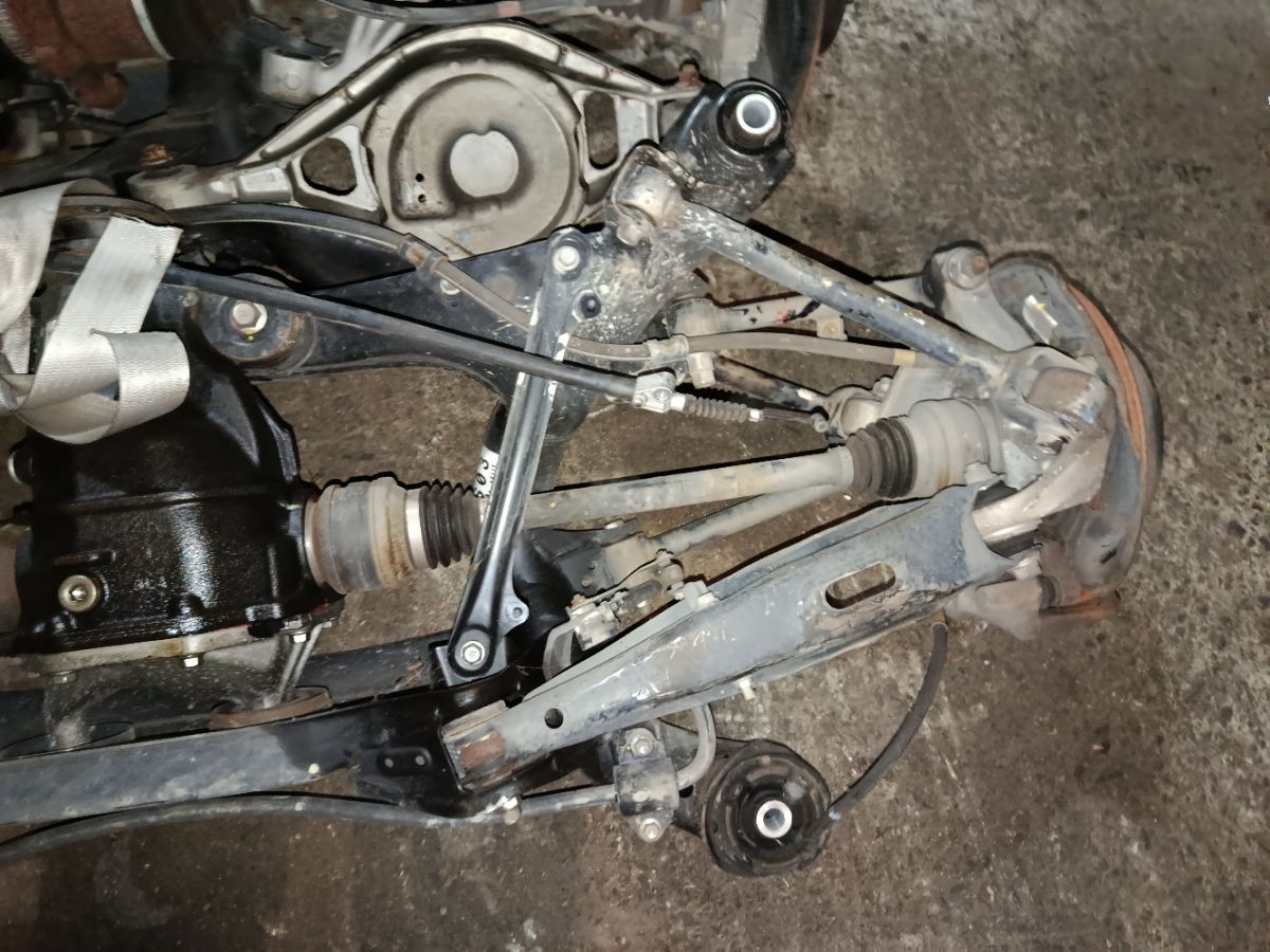 Балка подвески на Toyota Mark X GRX130 4GR-FSE Фото 9